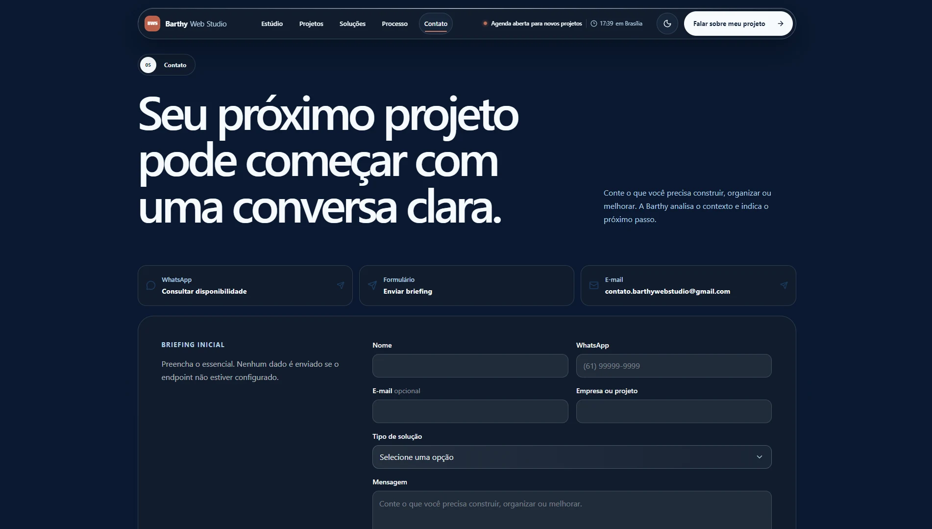 Interface da Barthy Web Studio V2 em modo escuro — seção de contato.